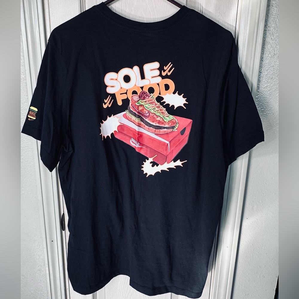 Nike Sole Food T-Shirt Men’s XL Black Burger Graphic Sneaker Box Athletic Sports